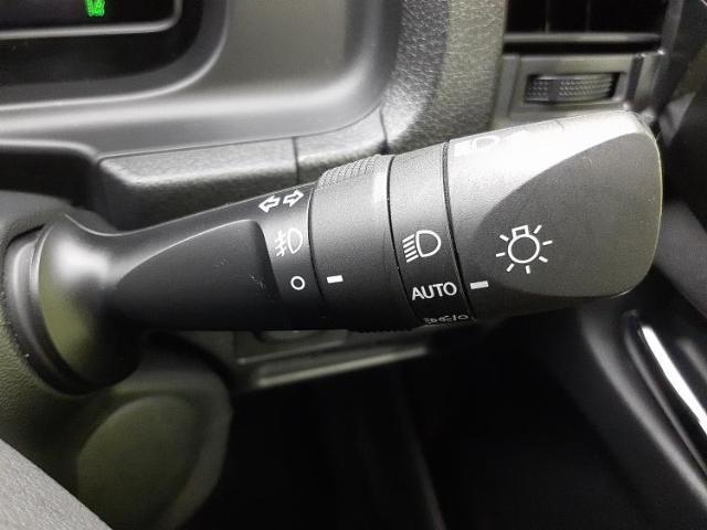 国産車から輸入車まで多様なお客様のニーズのお応えできるように、全国規模で豊富な在庫展開！車のことならWECARSへ！
