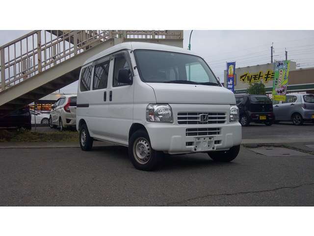 中古車は勿論、登録済未使用車も取り揃えております！入れ替わりが早いため、気になる車両がございましたらまずはお電話を下さい。0078-6002-060709（通話料無料）遠方のお客様もご安心いただきご購入をいただけます