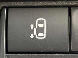 【パワースライドドア】スマートキーや運転席のスイッチでスライドドアの開閉が可能♪電動だから力を入れてドアを開ける必要が無く、小さいお子様でも、重い荷物を持っている時もラクに開け閉めできます♪