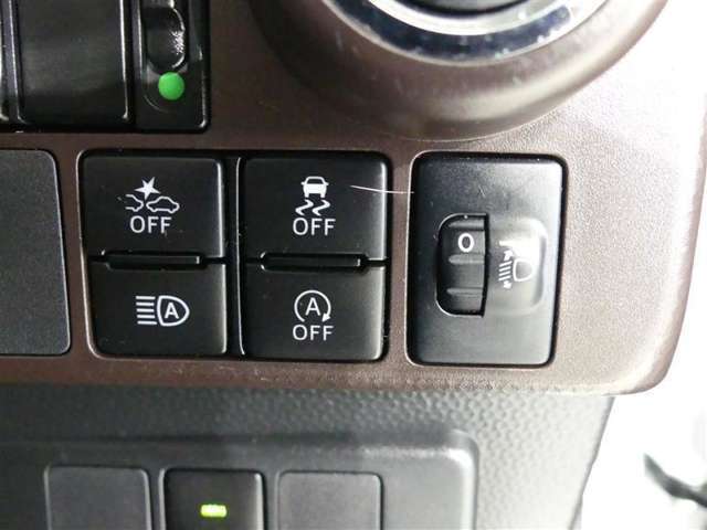 【スイッチ】いろいろなスイッチがありますので、現車でご確認をお願い致します。