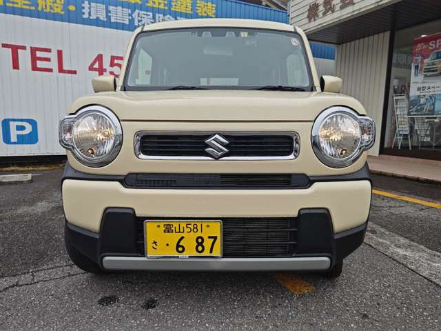 お車を安心してお使い頂くため、当社ではエンジンオイル・オイルエレメント・ワイパーゴム・バッテリー・キーレス電池・発炎筒は交換して納車致します。（本体価格が30万円以上のお車に限る）