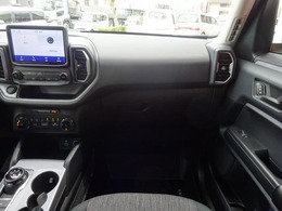 部品が必要な場合、お客様のご要望に応じて純正部品、OEM、社外品、リビルト品、中古品の中からお選びいただけます。まずはお気軽にご相談ください。