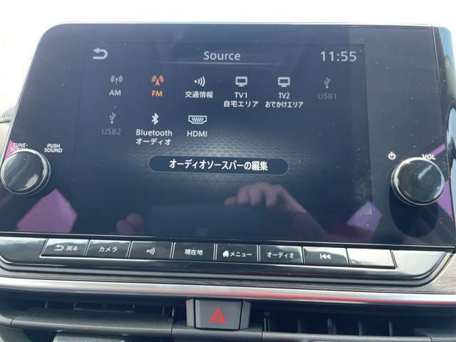 純正のメモリーナビ搭載です。初めての場所でも安心ですね♪