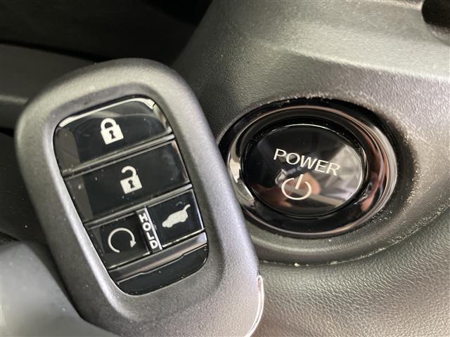 【付属品】このクルマ限定で使える装備品が付いています！使い方などはぜひ実際に店舗にお越しいただき、専門スタッフにお尋ねください！