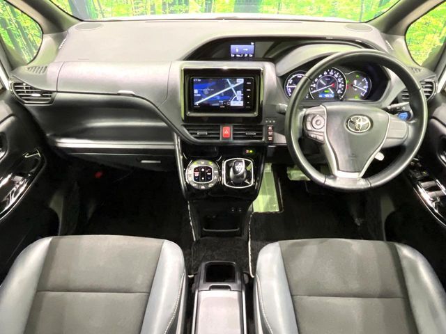 グループ総在庫数約30，000台！！全国の系列店からメーカー・車種問わずご紹介出来るので、あなたにピッタリのお車が見つかるはずです♪まずはお問い合わせ下さい☆
