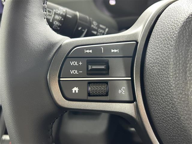 【運転席操作部】快適なドライブを楽しむための機能が装備されています！運転席から触れるので、使いやすいです！除菌プランいれていただくと、さらに清潔で安心していただけます！