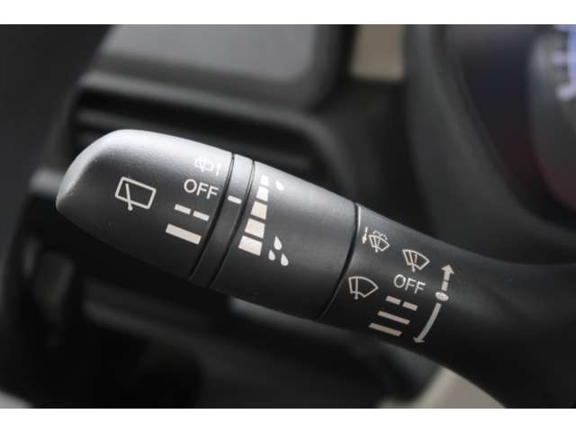 間欠オートワイパー　リヤワイパー