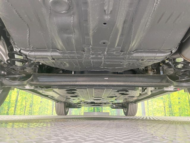 親切・丁寧な専門メカニックスタッフが応対！・車検・点検整備・事故等の修理などアフターサービスも安心。お車のカスタマイズもネクステージのサービススタッフまでご相談ください！