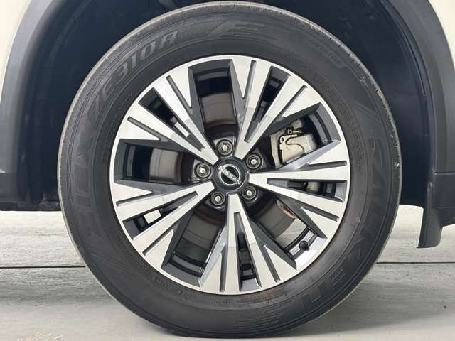 ご覧頂きまして誠に有難うございます！！是非ご来店して頂き、実際にご覧になって頂ければと思います。お客様からのご連絡をスタッフ一同、心よりお待ちしております