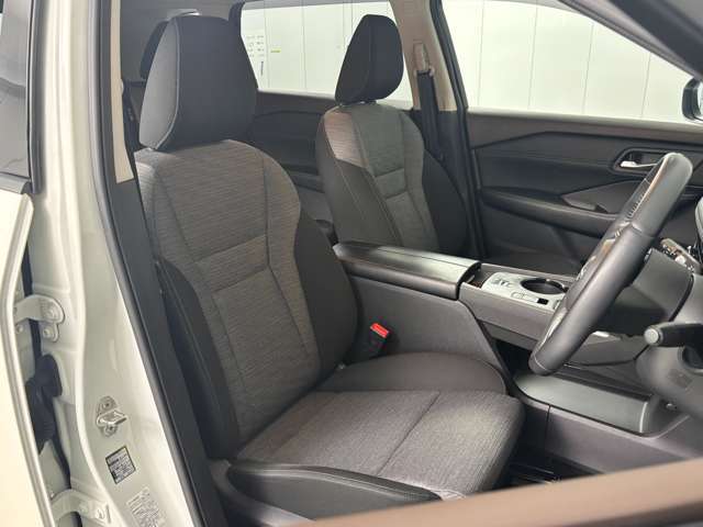 この度は当店のお車をご覧になっていただき、誠にありがとうございます。じっくり現車確認して頂けるよう、ご準備を致します！