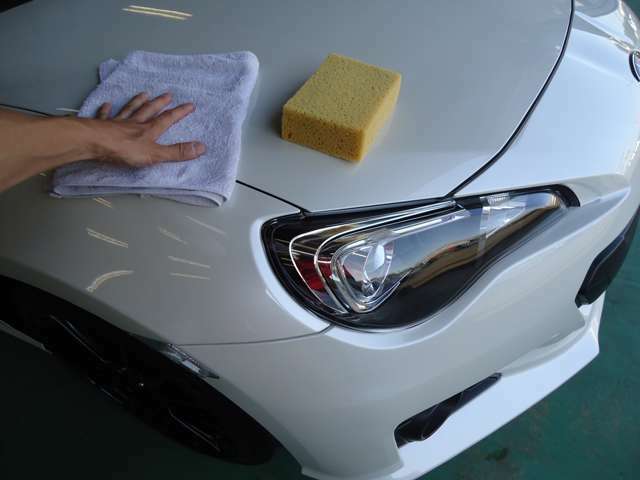Bプラン画像：コーティングパッケージ　ご購入のお車を磨き専門店によるコーティングを行うプランです！