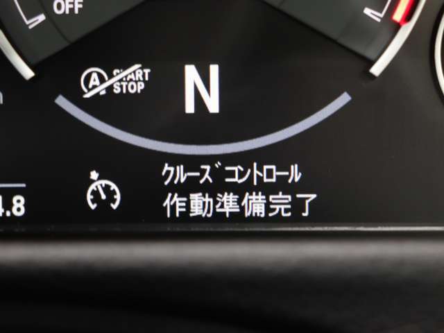 高速走行時に非常に便利なクルーズコントロールを装備！設定した速度を維持して巡行可能となっております！