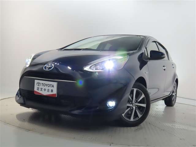 高輝度で点灯速度が速く、しかも消費電力の少ないLEDヘッドライトが装備されています！LEDの明るい光が走行中の視界の確保をサポートして、夜のドライブがより楽しく安全に運転できます♪