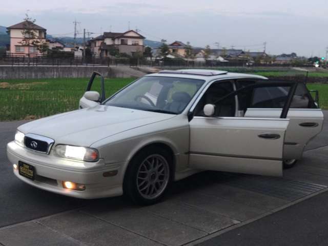 お車の磨きも承ります。お気軽にご相談ください♪