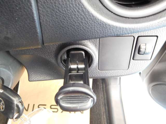 収納式コインホルダーが装備されていて便利です