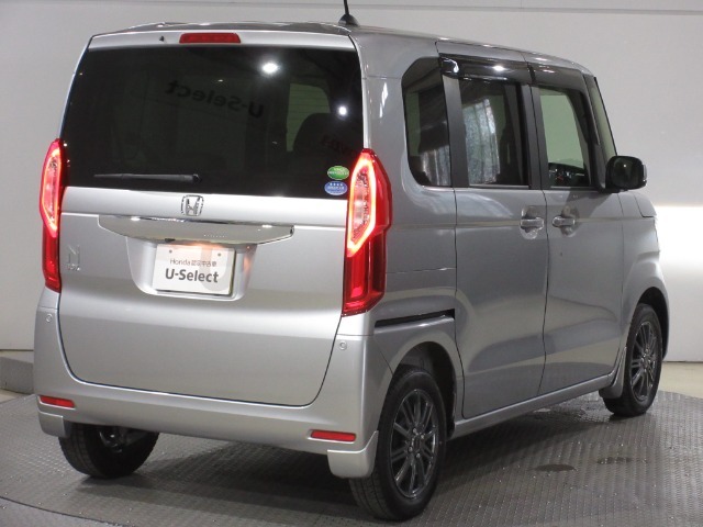 ボディクリーニング後、愛車をピカピカの状態へ保護するコーティング「ブライトパック」がおススメです！水垢がつきにくく、手入れがしやすくなりますよ！いつも愛車をきれいにしておきたい方におススメです。
