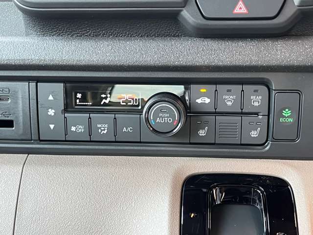展示車は内外装クリーニング・磨き済み☆気持ちよくお乗りいただけます(*^_^*)