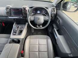 LIBERALA野々市の物件をご覧いただきまして誠にありがとうございます。心ゆくまでおクルマ選びをお楽しみください。