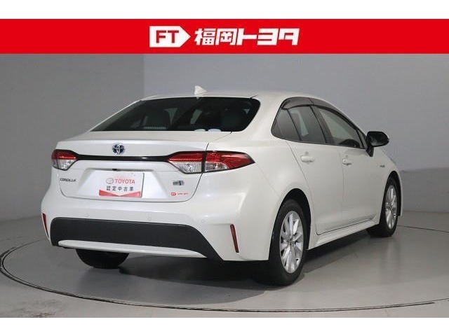 トヨタ認定中古車、評価3.5。キズ、へこみは若干ありますが、比較的良好な状態です。