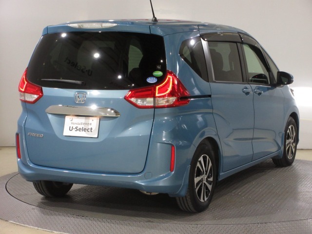 ボディクリーニング後、愛車をピカピカの状態へ保護するコーティング「ブライトパック」がおススメです！水垢がつきにくく、手入れがしやすくなりますよ！いつも愛車をきれいにしておきたい方におススメです。