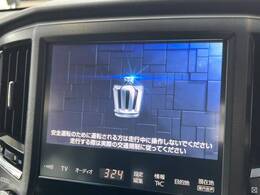 【メーカー純正ナビ】インテリアに溶け込むスタイリッシュな「専用設計」メーカーナビを装備♪視認性や操作性など基本性能にも優れ、より上質なカーライフをお楽しみいただけます。