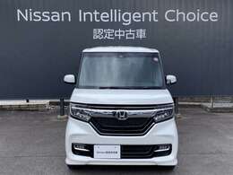 NーBOXの正面からの画像です。当店は全車　整備・保証付なので安心してご検討頂けます。次の画像でもお待ちしております。
