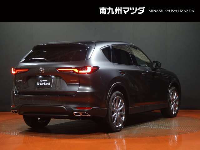 【CX-60】ドライビングエンターテインメントSUV。走ることの感動が感じられるクルマを目指し、五感で感じるクルマとの一体感と、心に響くエンジンサウンドと変速のリズムをつくり込みました。