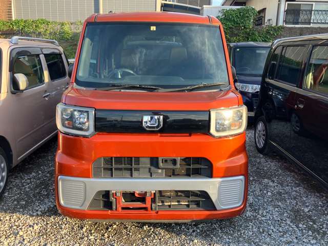 国家資格を持つ整備士が隅々まで点検車検に影響がある部品はすべて点検・オイル交換してご納車いたします。