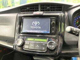 【純正ナビ】人気の純正ナビを装備。オーディオ機能も充実しており、Bluetooth接続すればお持ちのスマホやMP3プレイヤーの音楽を再生可能！毎日の運転がさらに楽しくなります！！