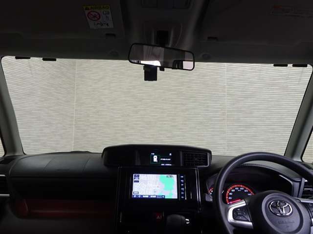 見通しのよいすっきりとした視界で、誰でも運転しやすいです。運転のしやすさは疲れにくさにも繋がりますよ♪