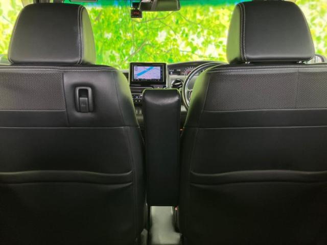 WECARS（ウィーカーズ）は全国250店舗展開！お客様が安心してカーライフをお楽しみいただけるよう社員一同心を込めてサポートいたします。