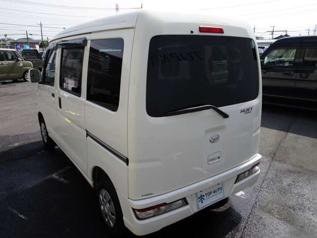 【軽自動車専門店】常時展示台数在庫450台の大型展示場で現行モデルからオールドルックなマニアックなお車まで幅広く展示中！格安軽自動車でお探しならお任せ下さい！！