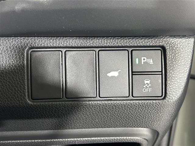 【運転席操作部】快適なドライブを楽しむための機能が装備されています！運転席から触れるので、使いやすいです！除菌プランいれていただくと、さらに清潔で安心していただけます！