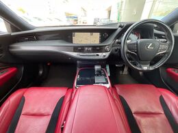 グループ総在庫数約30，000台！！全国の系列店からメーカー・車種問わずご紹介出来るので、あなたにピッタリのお車が見つかるはずです♪まずはお問い合わせ下さい☆