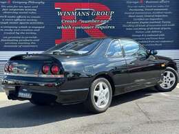 厚木店はNISSAN車をメインにスカイライン・フェアレディーZ・シルビア・180SXなど日本のスポーツカー史の王道を切り開いてきた車種を取り揃えております！