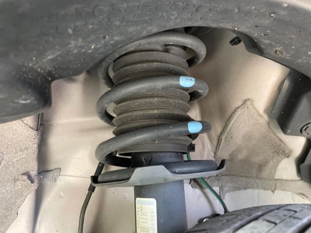 弊社では、全車『修復歴なし』のお車のみ取り扱っております。専任バイヤーによる厳選した仕入れの後、入庫後の車両チェックを行い、ネクステージが認定した高品質な中古車をご提供しております。