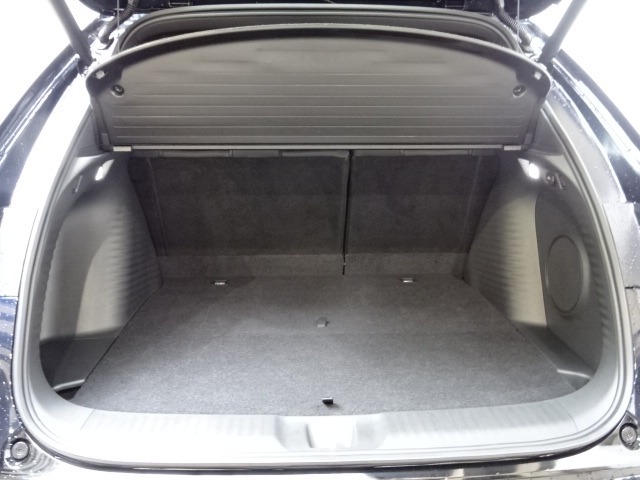 開口部が広くて荷物の積み込みも楽に出来ますね！