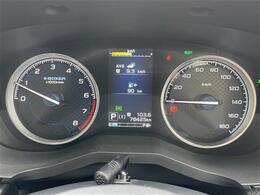 ODOメーターの表示値は76425kmです。店舗にて現車の確認もいただけますので、お電話で在庫のご確認の上是非ご来店くださいませ！！！