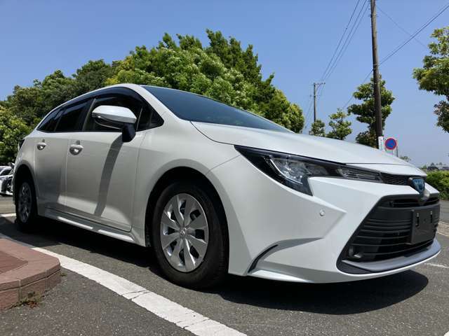自社認証整備工場も完備しております。急なトラブルでも整備ピットで対応可能です。車検・ご納車後の点検などもお任せ