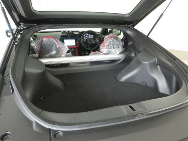 最新の入庫・販売情報などは当社ホームページhttp://www.carparco.comまで☆