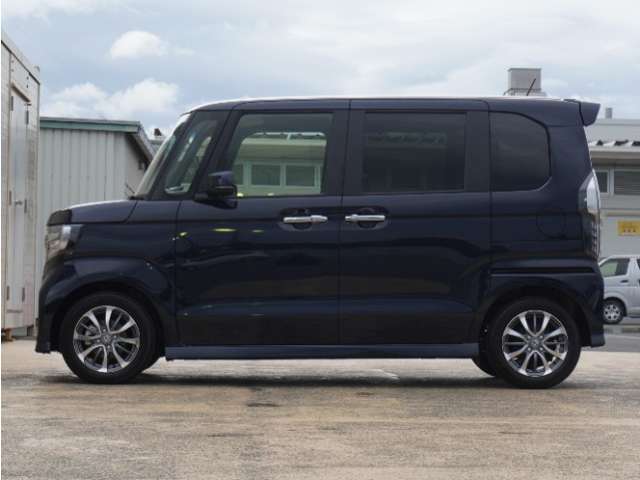 ◆法定整備実施◆Honda認定中古車の整備基準にもとづく整備を実施いたします。法定点検の整備に加え、Honda独自のプラスアルファー点検整備を実施。基準を満たしていない消耗部品を交換いたします。