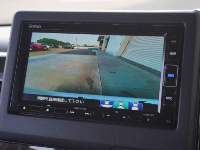 ◆バックカメラ◆リバースにするだけで映ります、後方の安全確認や、狭い駐車場での車庫入れ、雨の日や夜間など視界の悪い時に便利です！安全にバックする為には欠かせない装備です。
