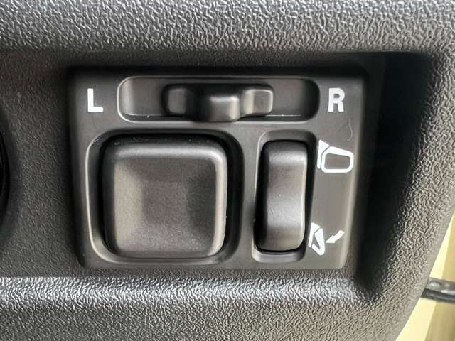 【運転席操作部】快適なドライブを楽しむための機能が装備されています！運転席から触れるので、使いやすいです！除菌プランいれていただくと、さらに清潔で安心していただけます！