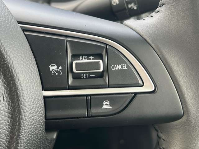 【運転席操作部】快適なドライブを楽しむための機能が装備されています！運転席から触れるので、使いやすいです！除菌プランいれていただくと、さらに清潔で安心していただけます！