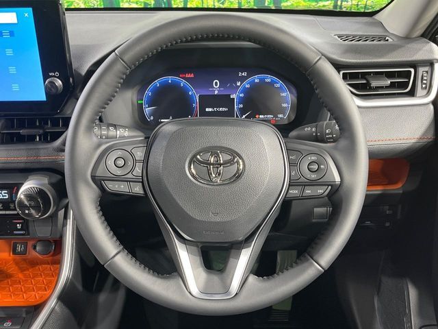 【ステアリングスイッチ】運転中、前方から目線をそらすことなく、オーディオ等の操作が可能な便利機能！安心＆快適なドライブを演出してくれます♪