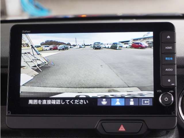 ◆バックカメラ◆リバースにするだけで映ります、後方の安全確認や、狭い駐車場での車庫入れ、雨の日や夜間など視界の悪い時に便利です！安全にバックする為には欠かせない装備です。