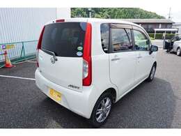 当店はお客様のペースでお車をご覧いただける展示場作りを心がけております。過度な声掛けなどは行いません。ご不明な点がありましたらお気軽にお問い合わせください。
