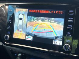 【パノラミックビューモニター】専用のカメラにより、上から見下ろしたような視点で360度クルマの周囲を確認することができます☆死角部分も確認しやすく、狭い場所での切り返しや駐車もスムーズに行えます。