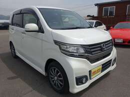 お客様のカーライフをサポートする営業STAFFが皆様のクルマ選びをお手伝いをさせていただきます☆