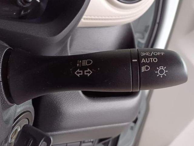 国産車から輸入車まで多様なお客様のニーズのお応えできるように、全国規模で豊富な在庫展開！車のことならWECARSへ！